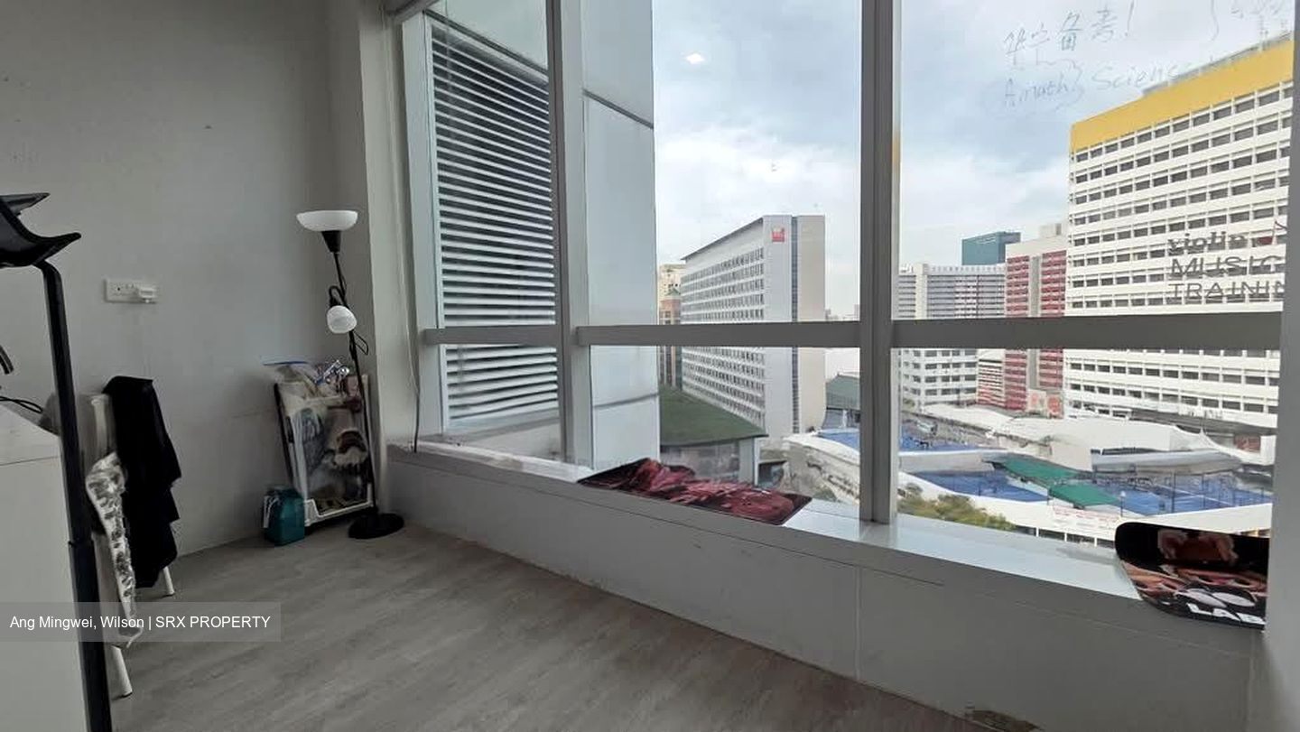 Sunshine Plaza (D7), Office #559572981